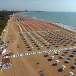 Apartment Modern By The Lignano Sabbiadoro