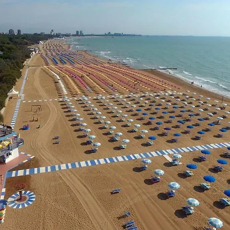 Apartment Modern By The Lignano Sabbiadoro